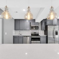 thecarolynapartments.com
