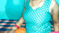 bhabhi blouse open by devar