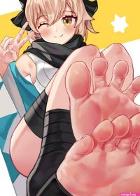 Lick her feet!