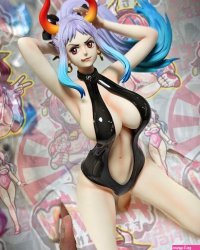 One Piece Yamato Swimming Ver Portrait Of Pirates WA-MAXIMUM 16 Scale Anime Figure