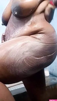 Tamil aunty nude bathing video watch online