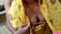 Hot Indian Bhabhi gets Desi Sex in Saree with Big Boobs
