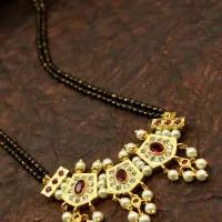 STUNNING PEARL MANGALSUTRA