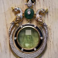 Sajni luxury green gemstone mangalsutra