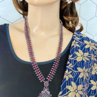 Sarees With Matching Jewelry