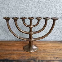 7 arm menorah