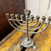 7 arm menorah