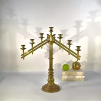 7 arm menorah
