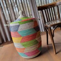 Afrikaanse mand wasmand multicolor handgemaakt in senegal Woonaccessoires