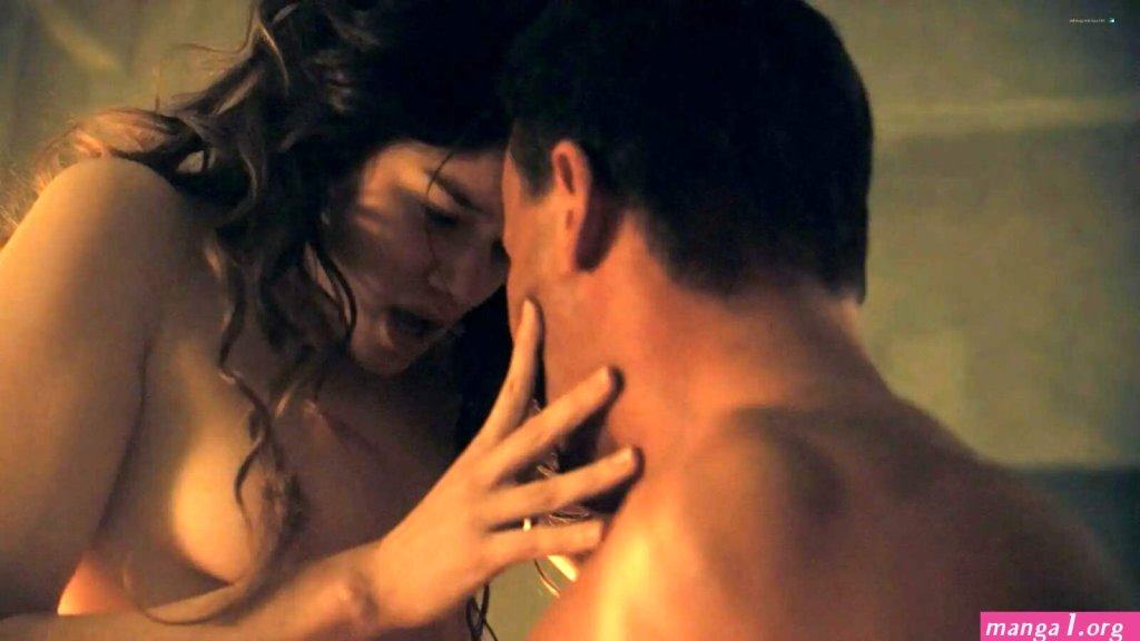 Naked-Hanna-Mangan-Lawrence-in-Spartacus-Vengeance-ANCENSORED.jpg